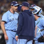 Three-time Cy Young winner returns to LA after disappointing Dodgers