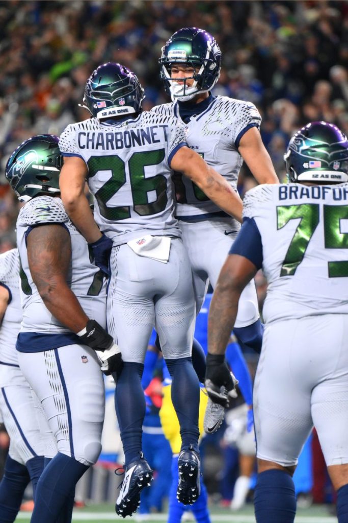 Watch: Seahawks’ division title hopes seemed dead. Then this happened